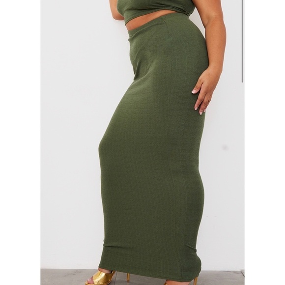 PrettyLittleThing Khaki Textured Jersey High Waist Midaxi Skirt & Crop Top - Picture 8 of 8